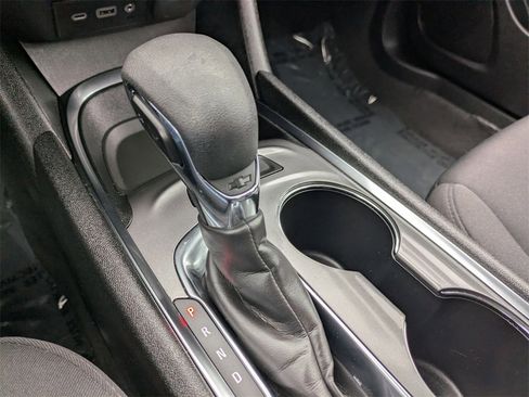 Used 2024 Chevrolet Malibu LT image 20