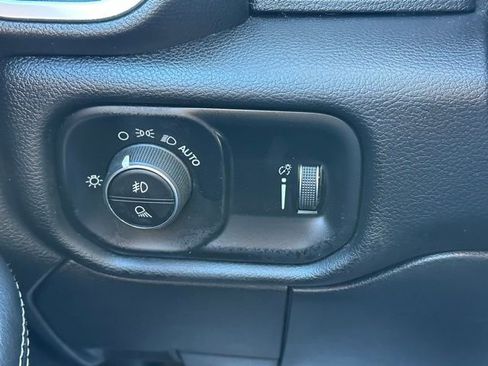 Used 2024 RAM 2500 Big Horn w/ Bed Utility Group image 20