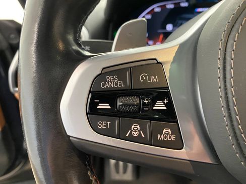 Used 2025 BMW M850i xDrive image 22