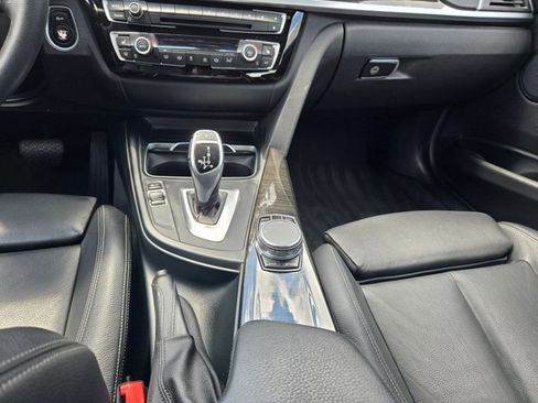 Used 2018 BMW 330i Sedan RWD image 15