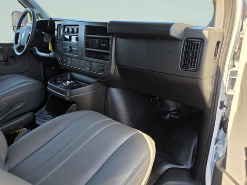 New 2026 Chevrolet Express 2500 Extended w/ Driver Convenience Package RWD image 21