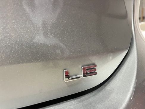 Used 2024 Toyota Highlander LE image 30