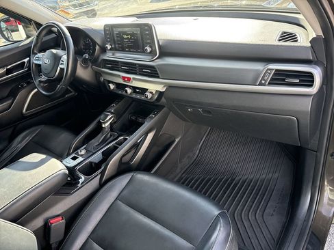 Used 2020 Kia Telluride S image 30
