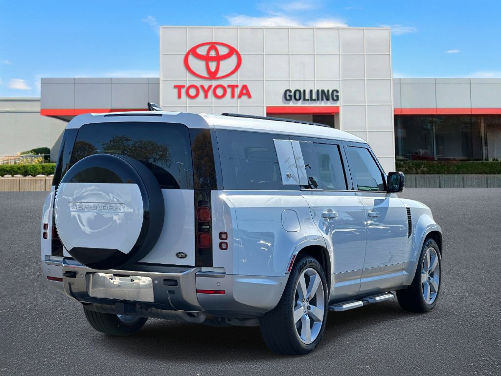 Used 2023 Land Rover Defender 130 First Edition AWD/4WD image 5