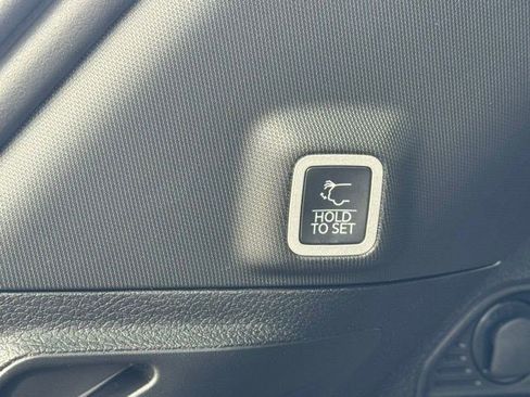 New 2026 Jeep Grand Cherokee Altitude AWD/4WD image 40