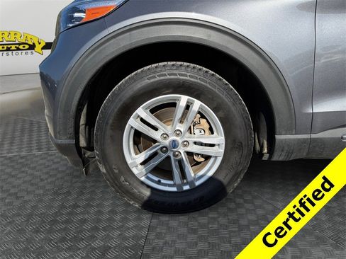 Used 2021 Ford Explorer Limited w/ Equipment Group 301A image 14