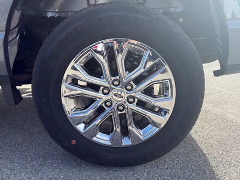 New 2025 Ford F150 XLT w/ Equipment Group 302A MID image 18