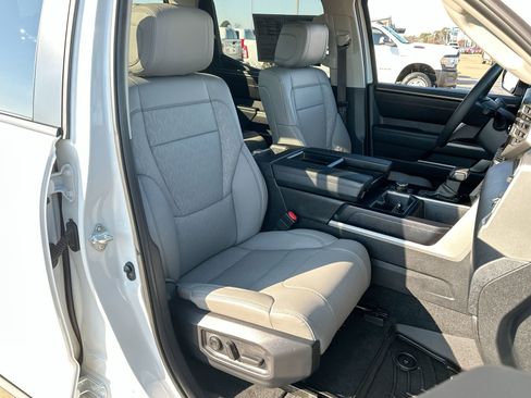 Used 2024 Toyota Tundra SR5 image 22