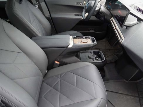 Used 2024 BMW iX M60 AWD/4WD image 13