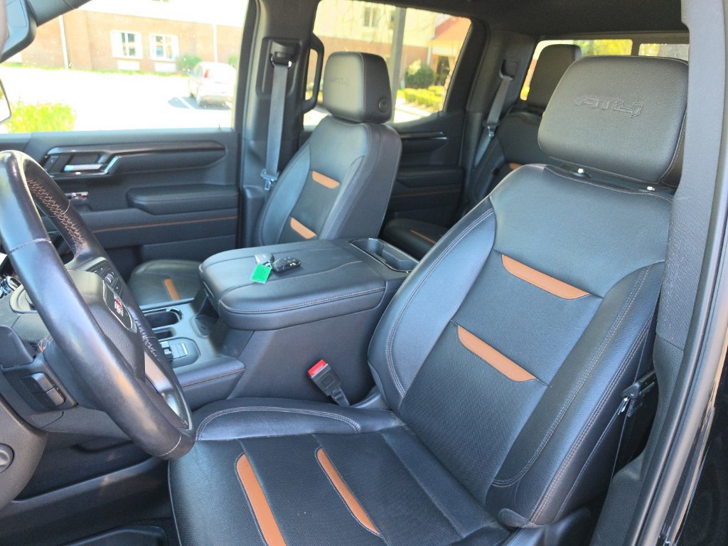 Used 2023 GMC Sierra 1500 AT4 w/ AT4 Premium Package AWD/4WD image 10