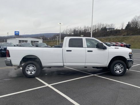 New 2026 RAM 2500 Tradesman w/ Chrome Appearance Group image 9