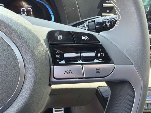 New 2026 Hyundai Elantra SEL Sport Premium FWD image 17