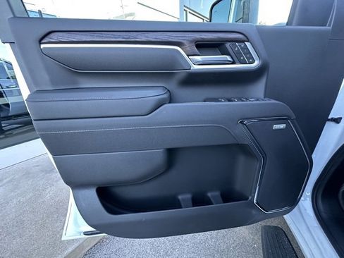 New 2026 GMC Sierra 2500 SLT w/ Texas SLT Premium Package image 13