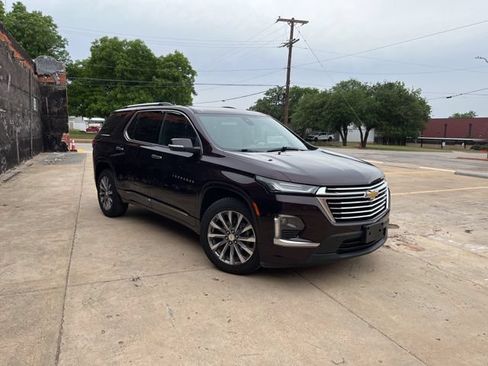 Used 2023 Chevrolet Traverse Premier w/ LPO, Floor Liner Package FWD image 36