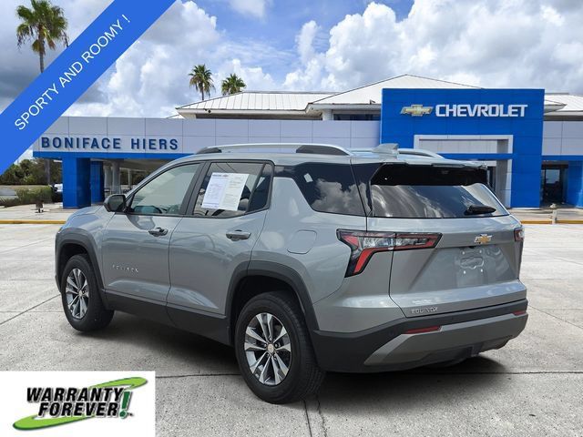 Used 2025 Chevrolet Equinox LT w/ Convenience Package II FWD image 3