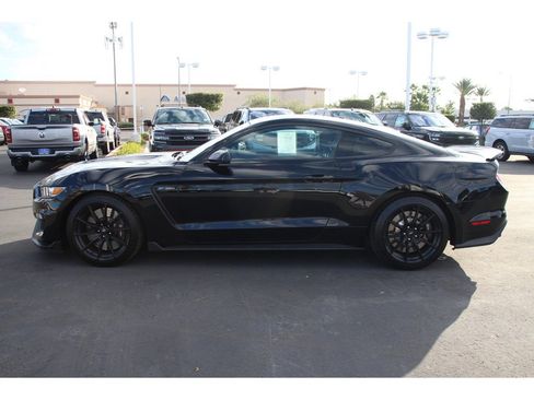Used 2017 Ford Mustang Shelby GT350 image 29
