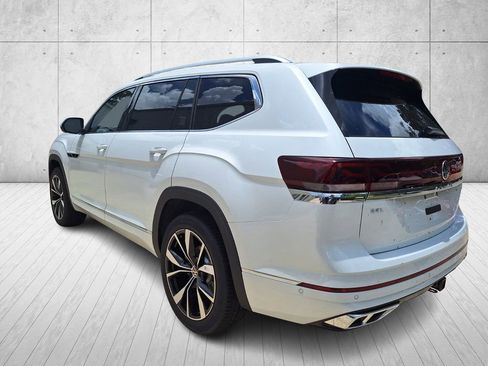 New 2025 Volkswagen Atlas SEL Premium R-Line image 3
