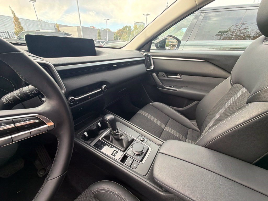 Used 2025 MAZDA CX-50 AWD 2.5 S w/ Premium Package image 11