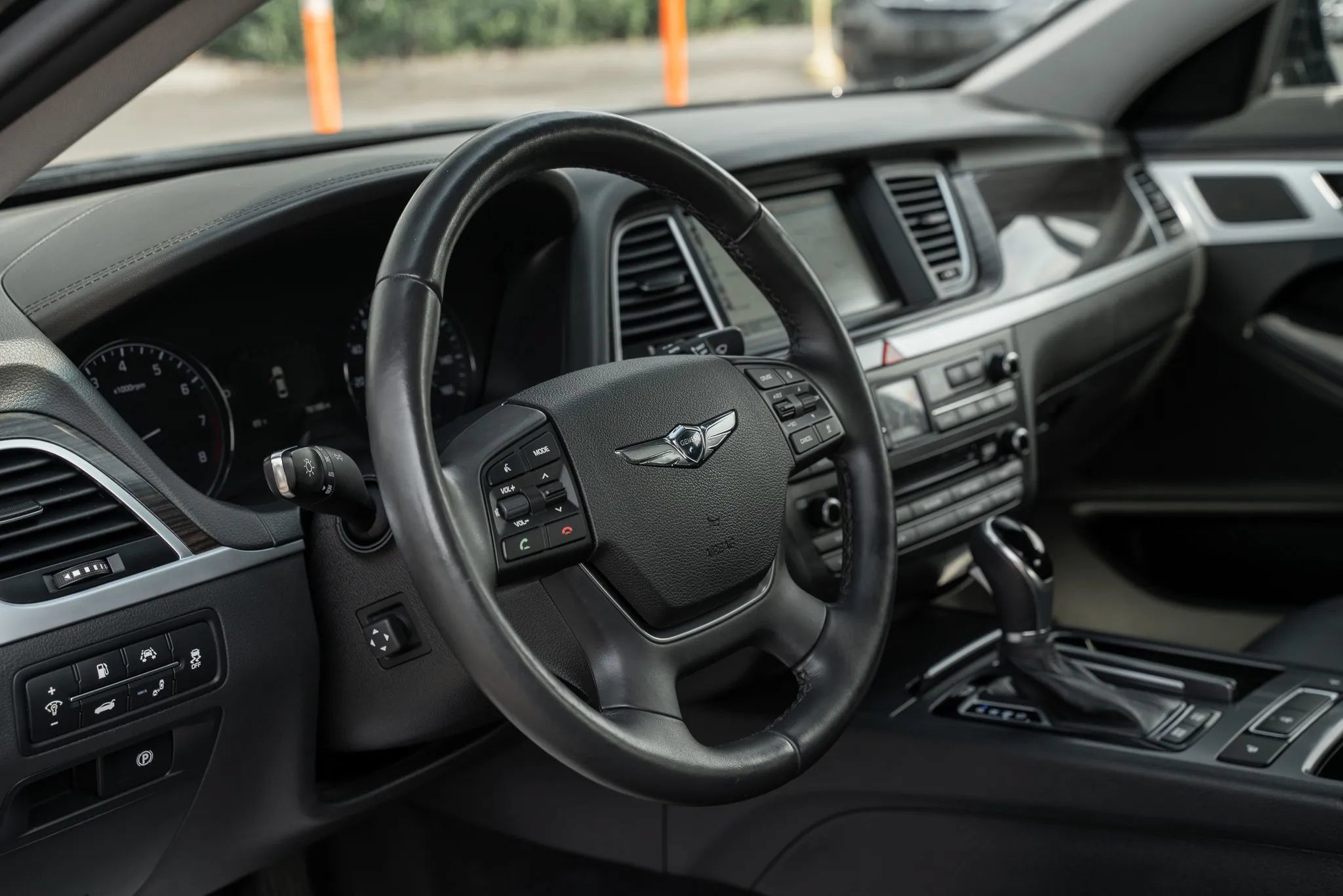 Used 2017 Genesis G80 3.8 AWD/4WD image 14