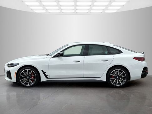 Used 2026 BMW i4 eDrive40 w/ M Sport Package image 3