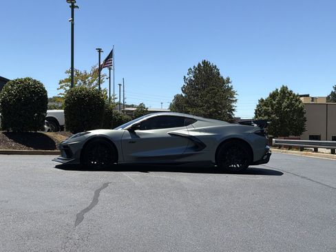 Used 2023 Chevrolet Corvette Stingray Premium Cpe w/ 3LT RWD image 15