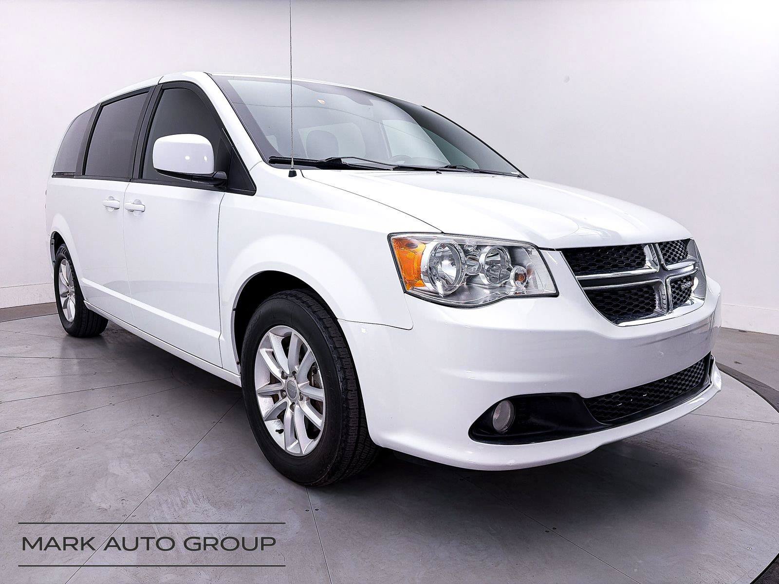 Used 2020 Dodge Grand Caravan SE FWD image 1