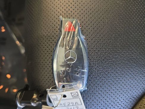 Used 2019 Mercedes-Benz SL 450 image 36