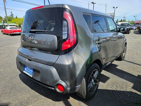 Used 2015 Kia Soul FWD image 5