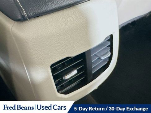 Used 2019 Ford Fusion SEL image 25