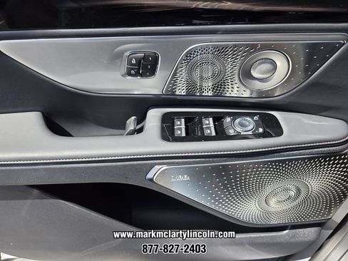 New 2026 Lincoln Nautilus Reserve AWD/4WD image 22