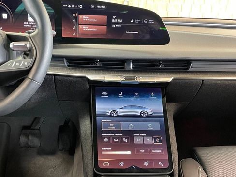 Used 2023 Lucid Air Touring AWD/4WD image 31