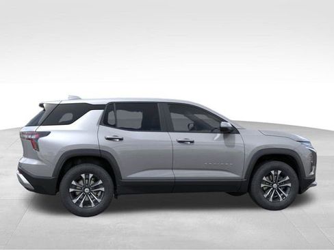 New 2026 Chevrolet Equinox LT AWD/4WD image 5