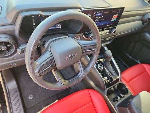 Used 2023 Chevrolet Colorado Trail Boss image 10