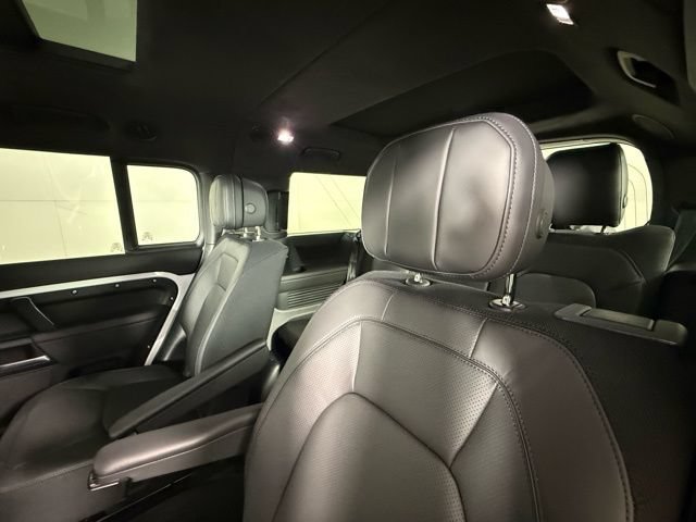 New 2026 Land Rover Defender 130 V8 AWD/4WD image 25