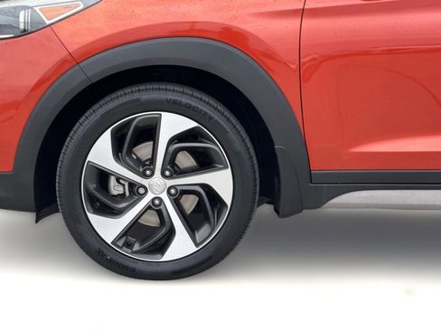 Used 2017 Hyundai Tucson Sport image 11