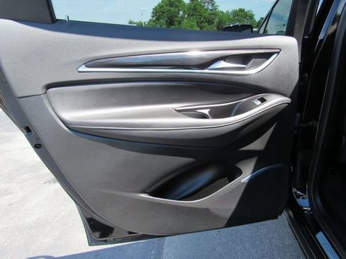 Used 2019 Buick Enclave Avenir w/ Avenir Technology Package AWD/4WD image 28