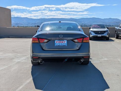 New 2025 Nissan Altima 2.5 SR w/ SR Premium Package image 6