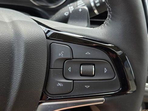 Used 2022 Buick Enclave Essence w/ Experience Buick Package image 22