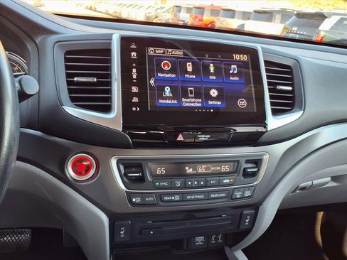 Used 2018 Honda Pilot EX-L image 16