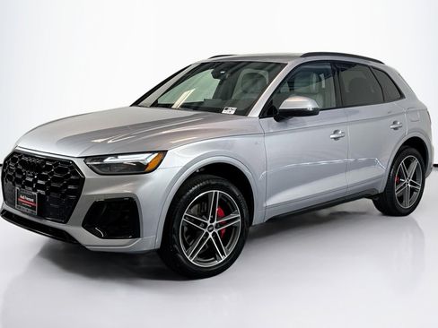 Used 2025 Audi Q5 e Premium Plus w/ Premium Plus Package image 1