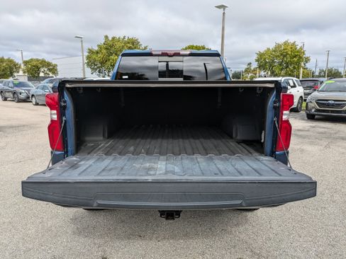 Used 2022 Chevrolet Silverado 1500 ZR2 w/ Technology Package image 13