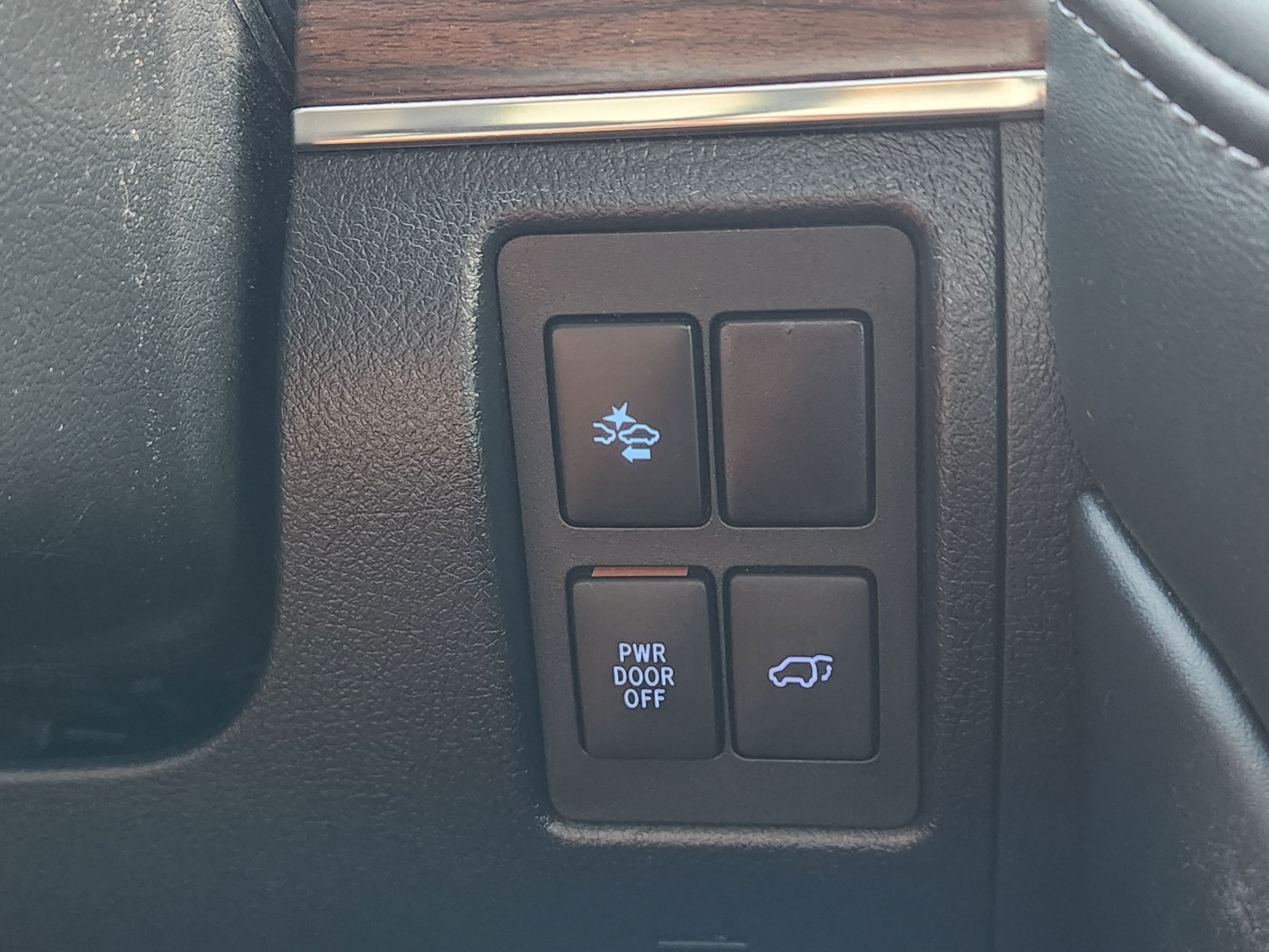Used 2021 Toyota Land Cruiser AWD/4WD image 20