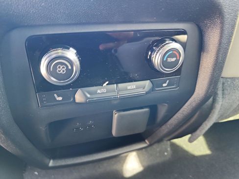 New 2026 GMC Acadia Elevation w/ Elevation Premium Package image 10