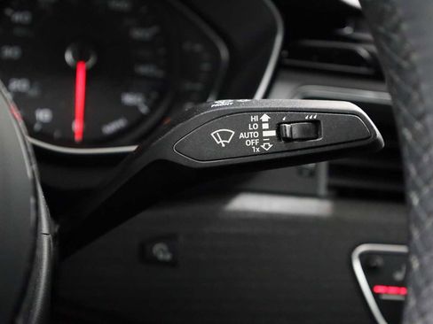 Used 2023 Audi A4 2.0T Premium w/ Convenience Package image 28