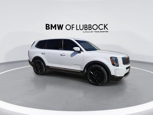 Used 2021 Kia Telluride LX AWD/4WD image 2