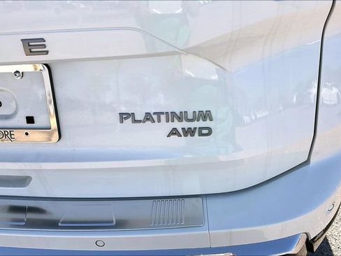 New 2026 Nissan Rogue Platinum image 9