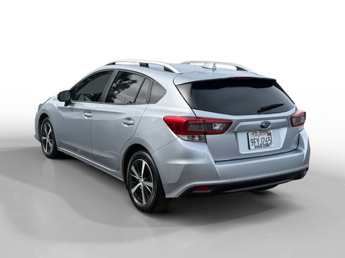 Used 2023 Subaru Impreza Premium image 3