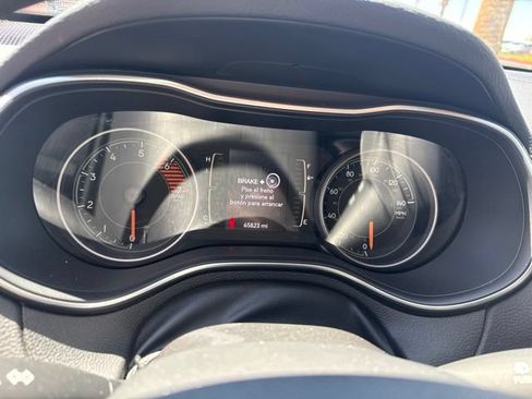 Used 2019 Jeep Cherokee Latitude Plus FWD image 5