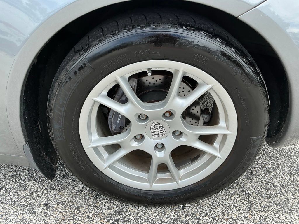 Used 2006 Porsche Boxster RWD image 19