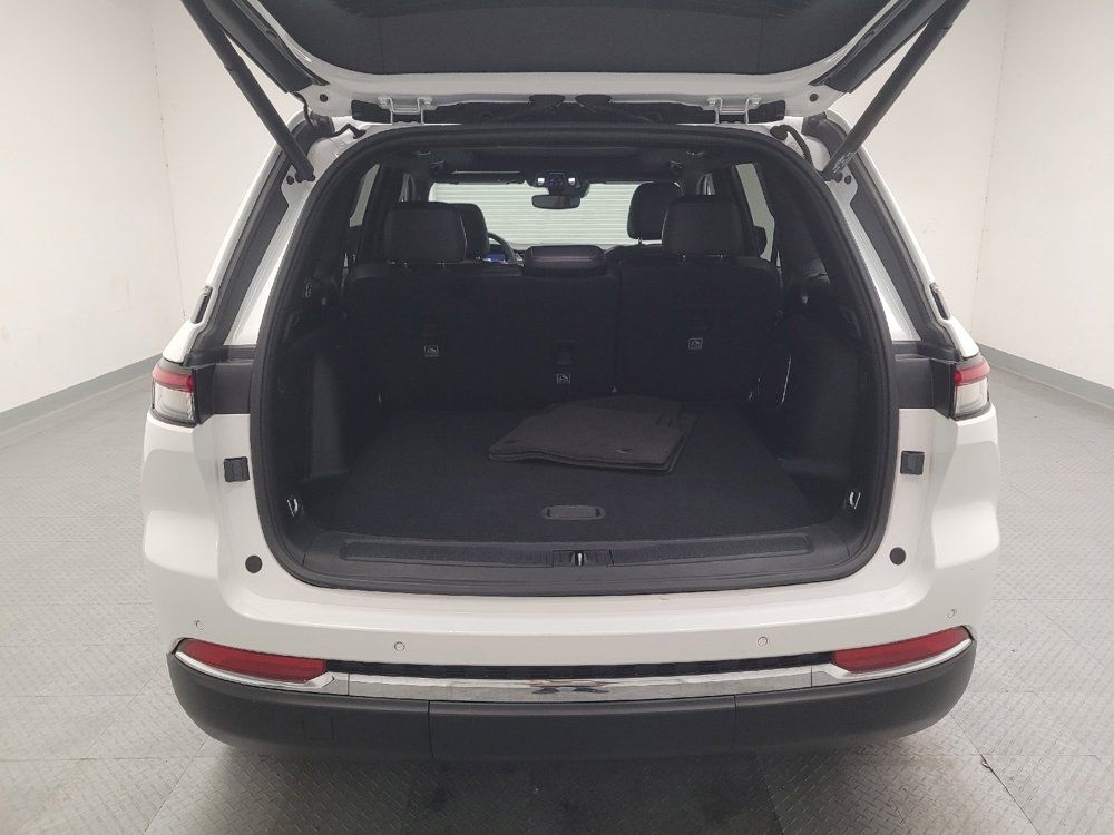 Used 2022 Buick Envision Preferred FWD image 29